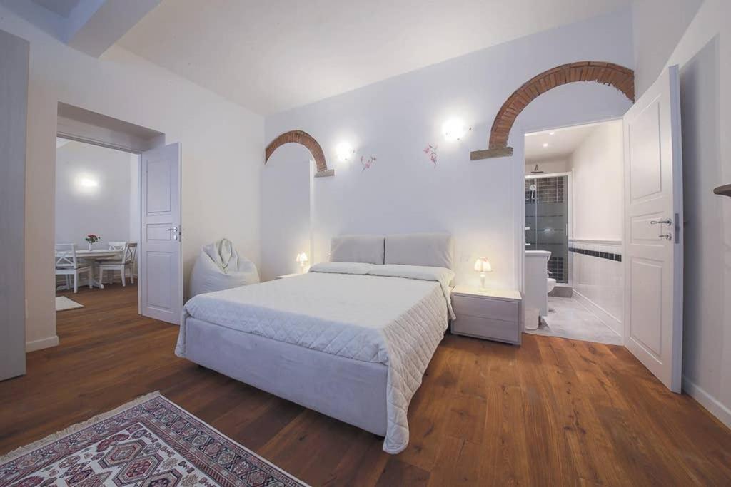 Alfani Charming Florence